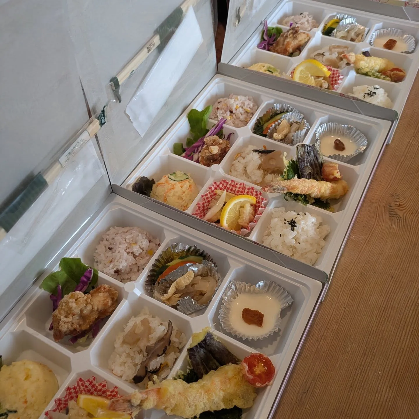 🐟🎉今日は特別な日！企業様の入試式用に、心を込めたお弁当をご...