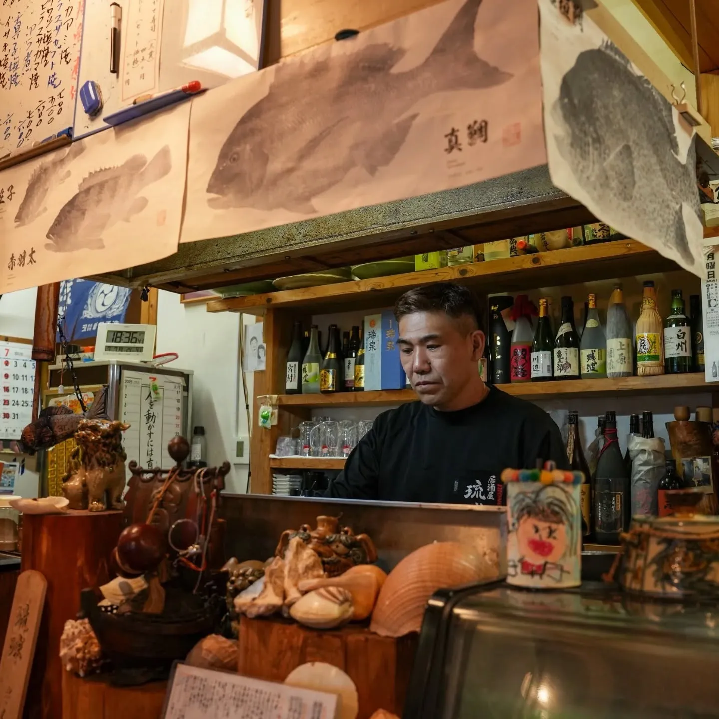 お魚好きの皆さま🐟✨、私たちの魚料理店へようこそ！今日も営業...